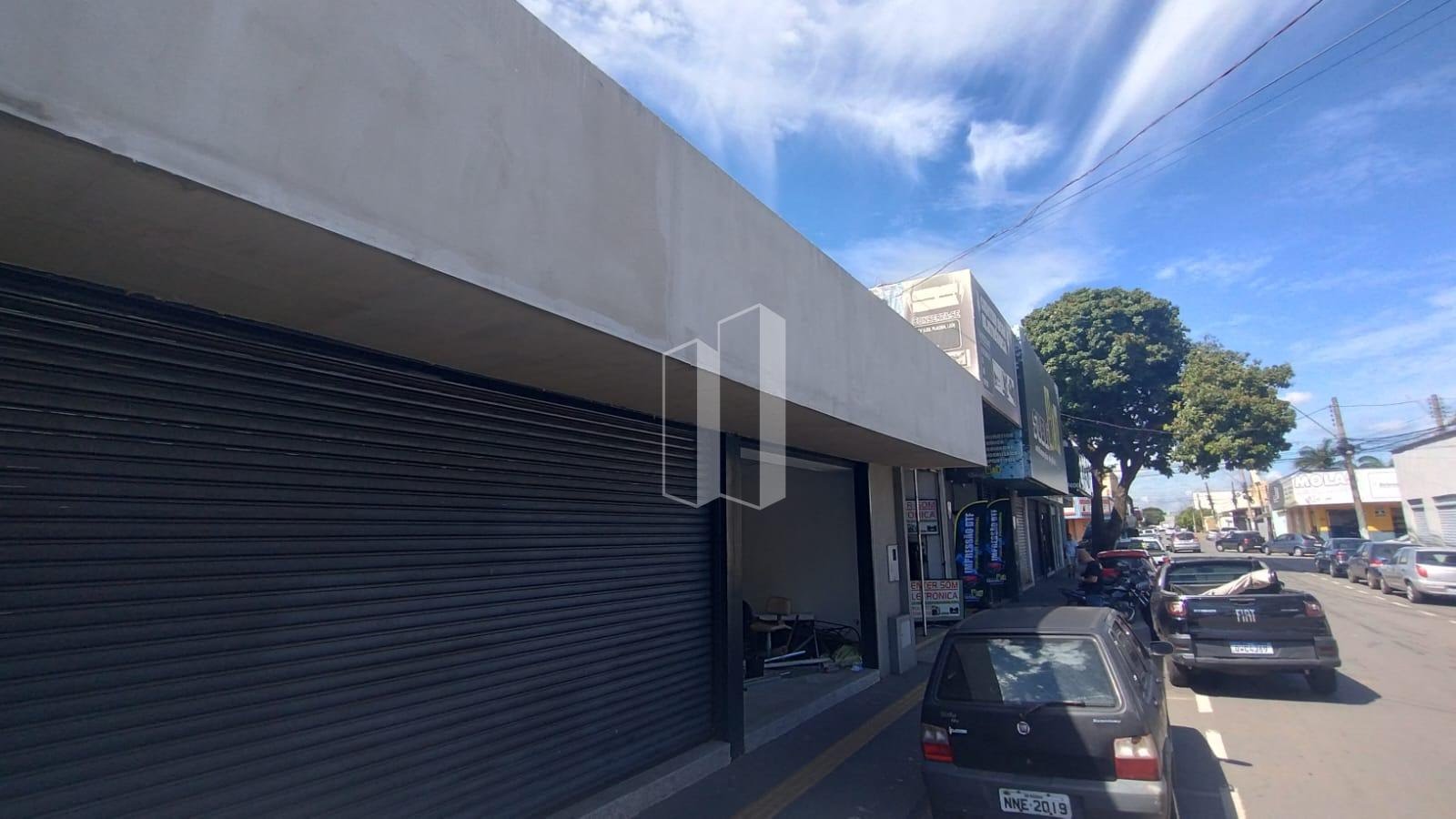 Comercial à venda com 3 banheiros e 500m² no Setor Campinas, Goiânia (GO) — foto 2 de 20