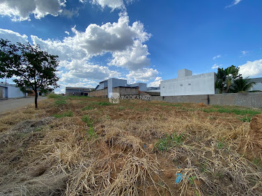 Lote / Terreno no Jardim Athenas  -  Catalão