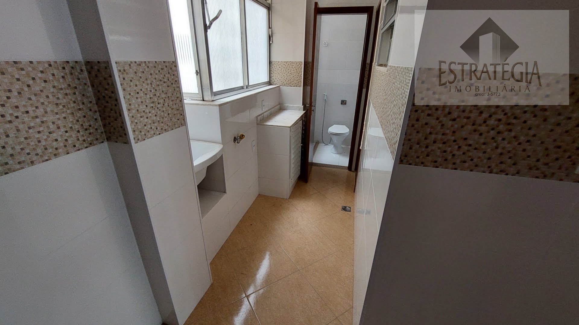 Apartamento à venda com 2 quartos, 1 banheiro e 73m² no Centro, Petrópolis (RJ) — foto 8 de 11