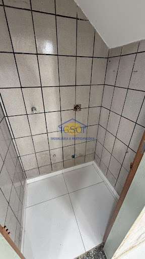 Loja/Salão em Parque Residencial Laranjeiras - Serra, ES