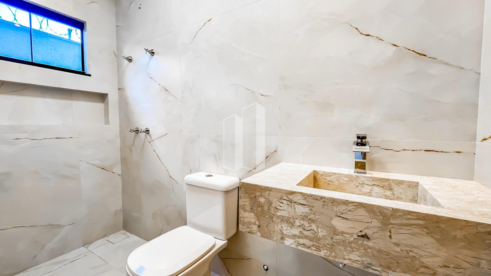 Casa à venda com 3 quartos, 3 suítes, 2 vagas e 179m² no Parque das Paineiras (1,2,3 e 4 Etapa), Goiânia (GO) — foto 17 de 19