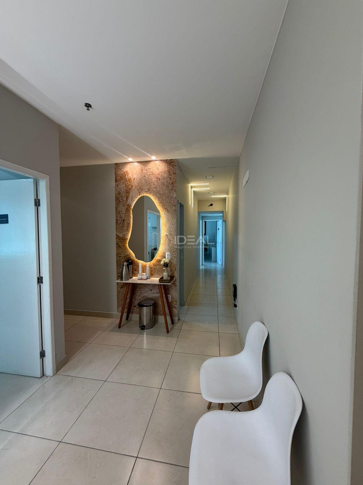 Comercial para alugar com 1 banheiro, 1 vaga e 81m² no Parque Avenida Pelinca, Campos dos Goytacazes (RJ) — foto 8 de 16