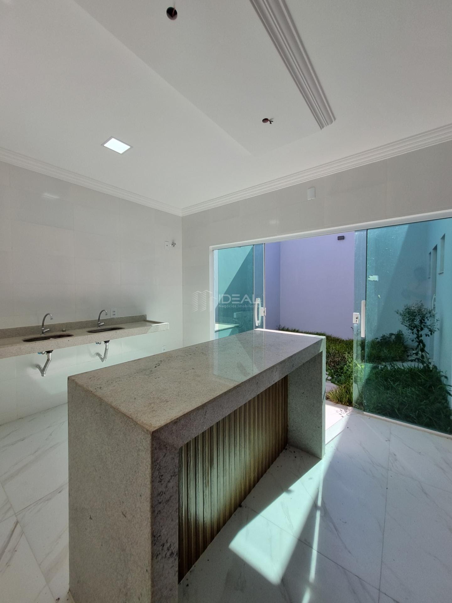 Casa à venda com 3 quartos, 1 suíte, 4 vagas e 134m² no Parque California, Campos dos Goytacazes (RJ) — foto 16 de 23