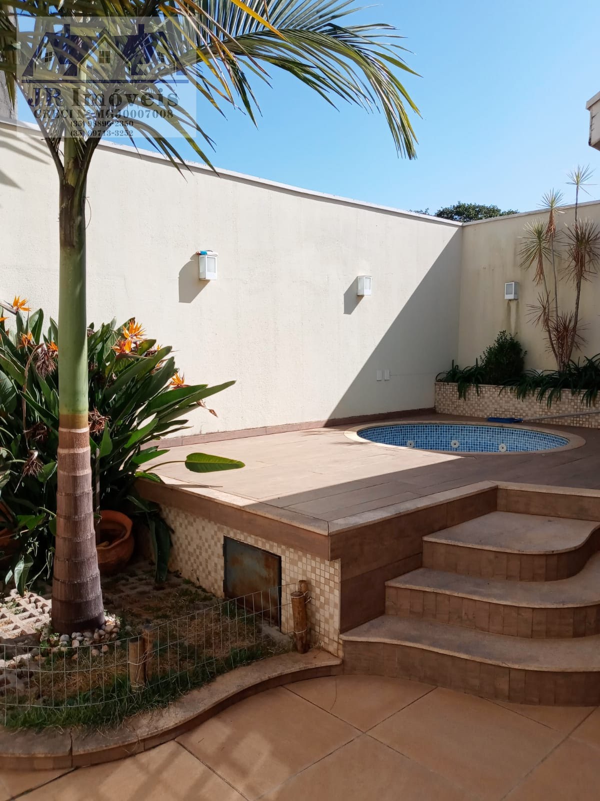 Casa à venda com 3 suítes, 2 vagas e 360m² no Jardim Beira Rio, Piranguinho (MG) — foto 8 de 30