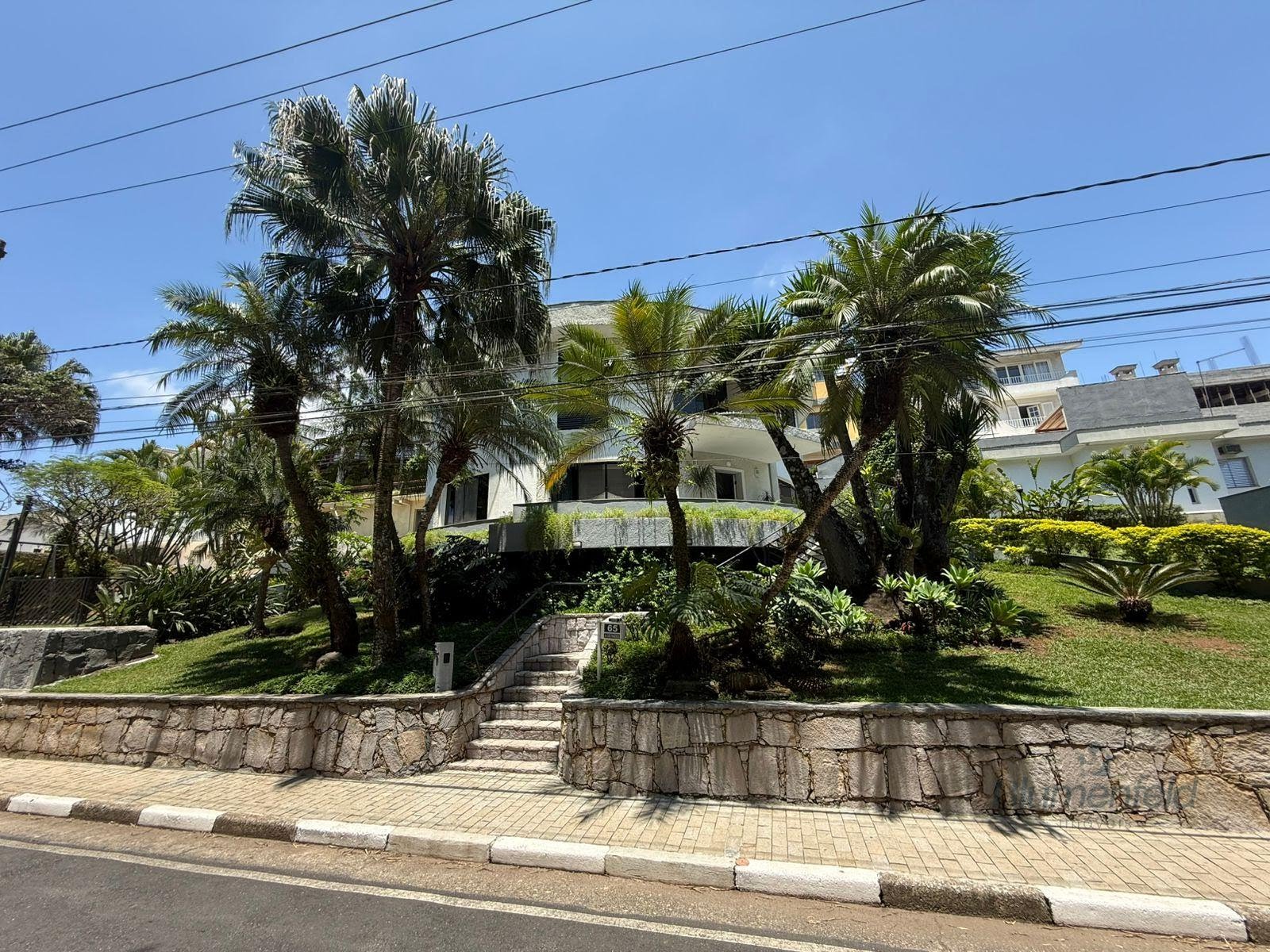 Casa à venda com 6 quartos, 5 suítes, 6 vagas e 600m² no Condomínio Arujazinho IV, Arujá (SP) — foto 3 de 30