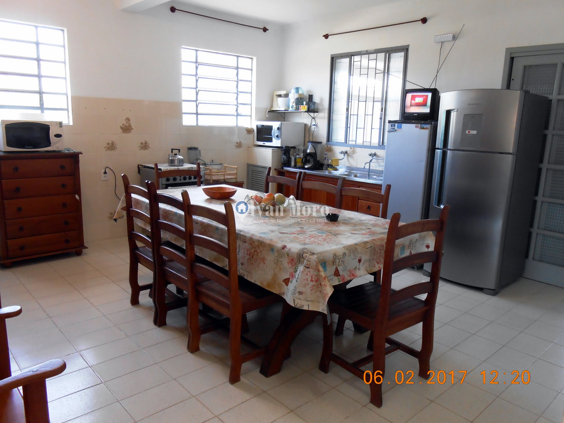 Casa para alugar com 5 quartos, 1 suíte, 5 vagas e 300m² no Daniela, Florianópolis (SC) — foto 13 de 30