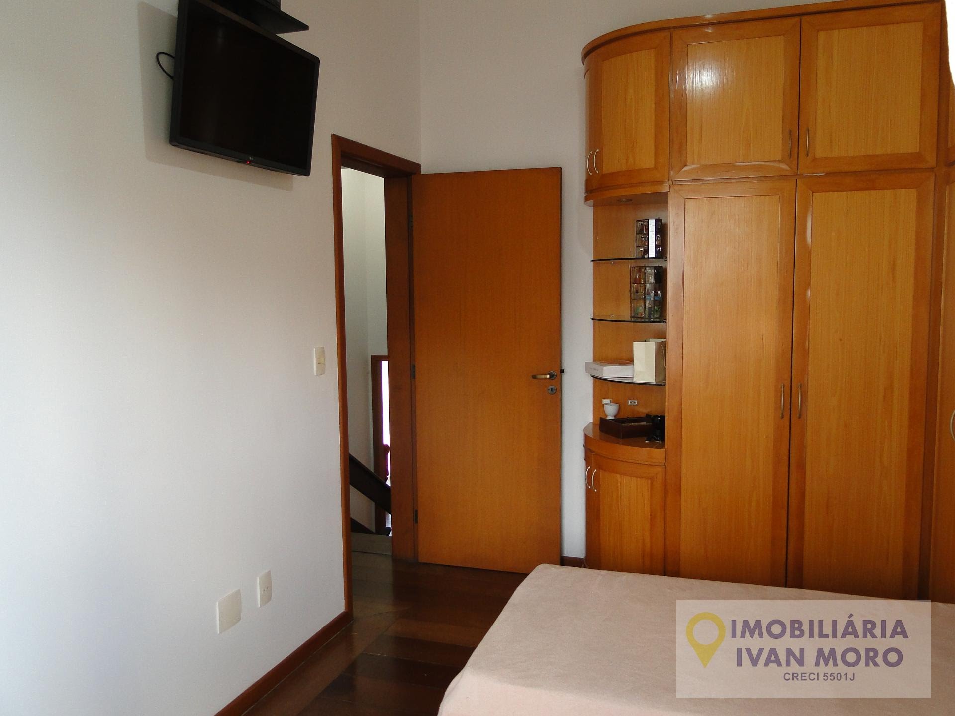 Casa à venda com 5 quartos, 6 banheiros, 2 vagas e 470m² no João Paulo, Florianópolis (SC) — foto 14 de 21