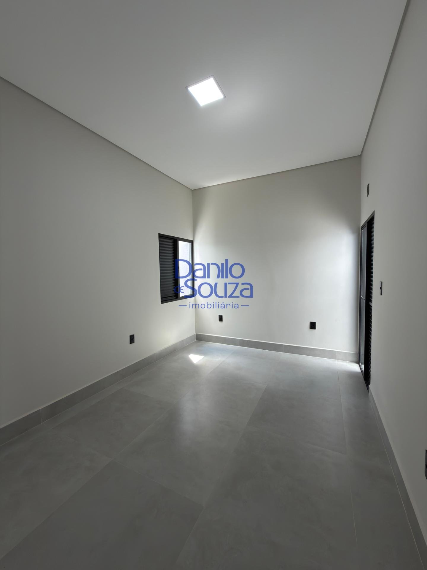 Casa à venda com 3 quartos, 1 suíte, 2 vagas e 175m² no Jardim Europa V, Araxá (MG) — foto 10 de 15