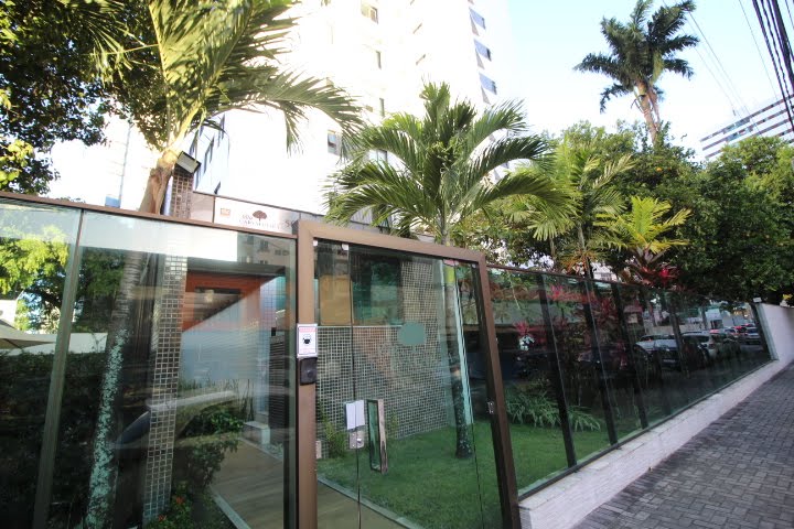 Ed. Villa Carvalheira próximo Parque da Jaqueira