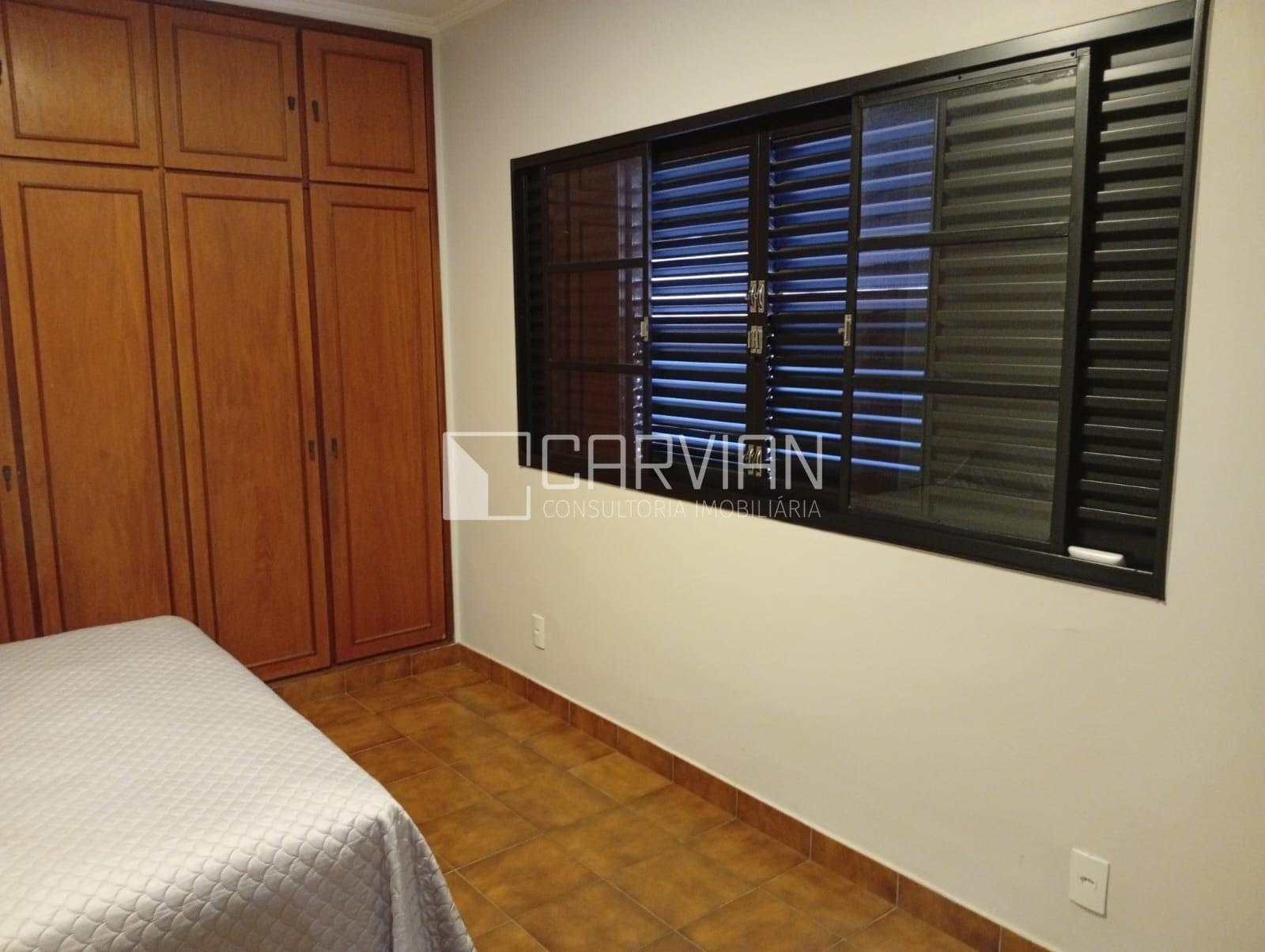 Casa à venda com 3 quartos, 1 suíte, 4 vagas e 220m² no Parque dos Bandeirantes, Ribeirão Preto (SP) — foto 22 de 30