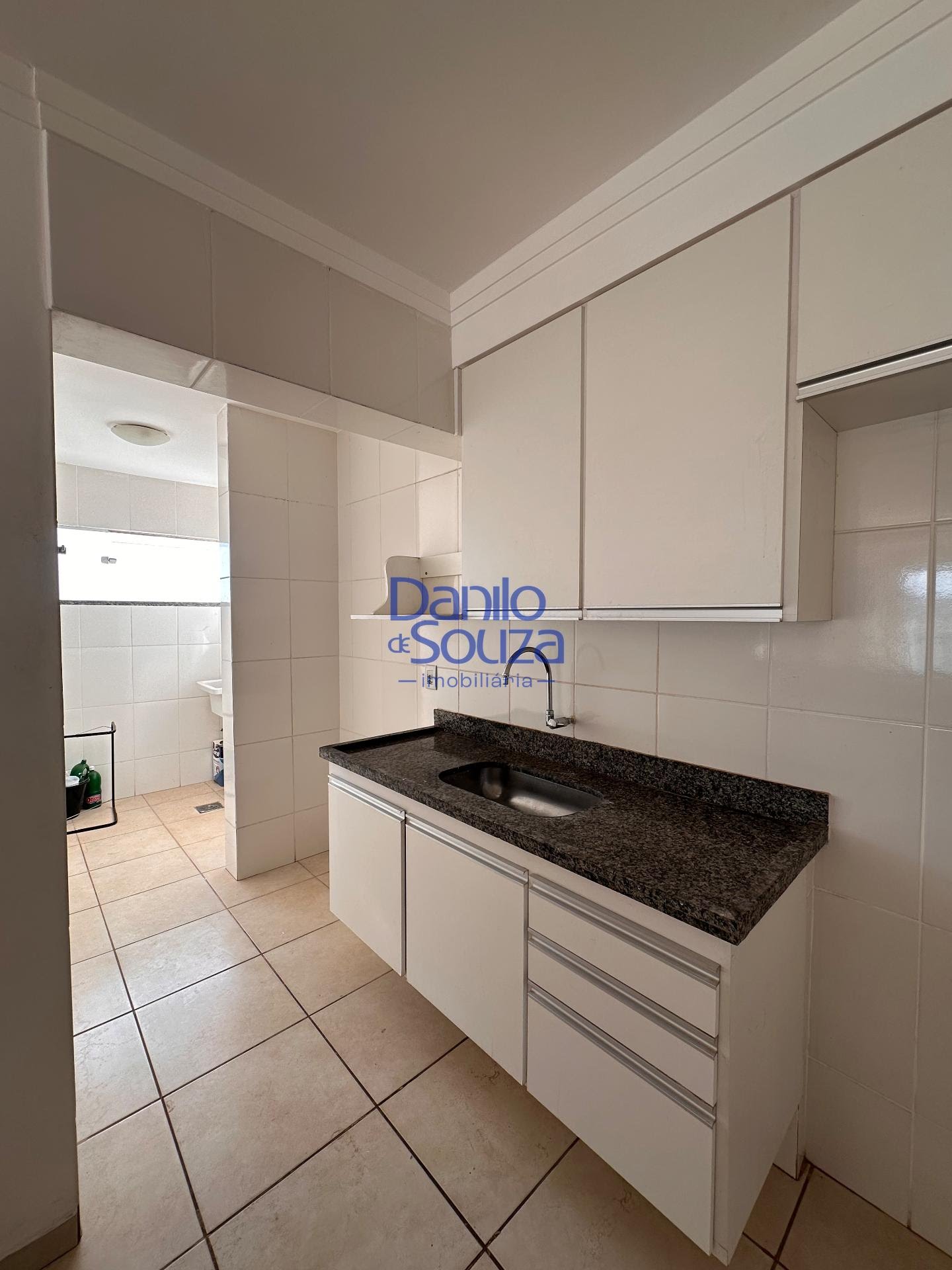 Apartamento à venda com 2 quartos, 1 suíte, 1 vaga e 79m² no Centro, Araxá (MG) — foto 4 de 10