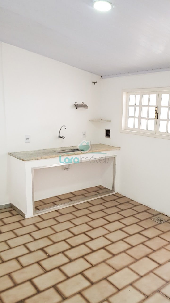Casa à venda com 2 quartos, 1 banheiro e 70m² no Centro, Macaé (RJ) — foto 9 de 15