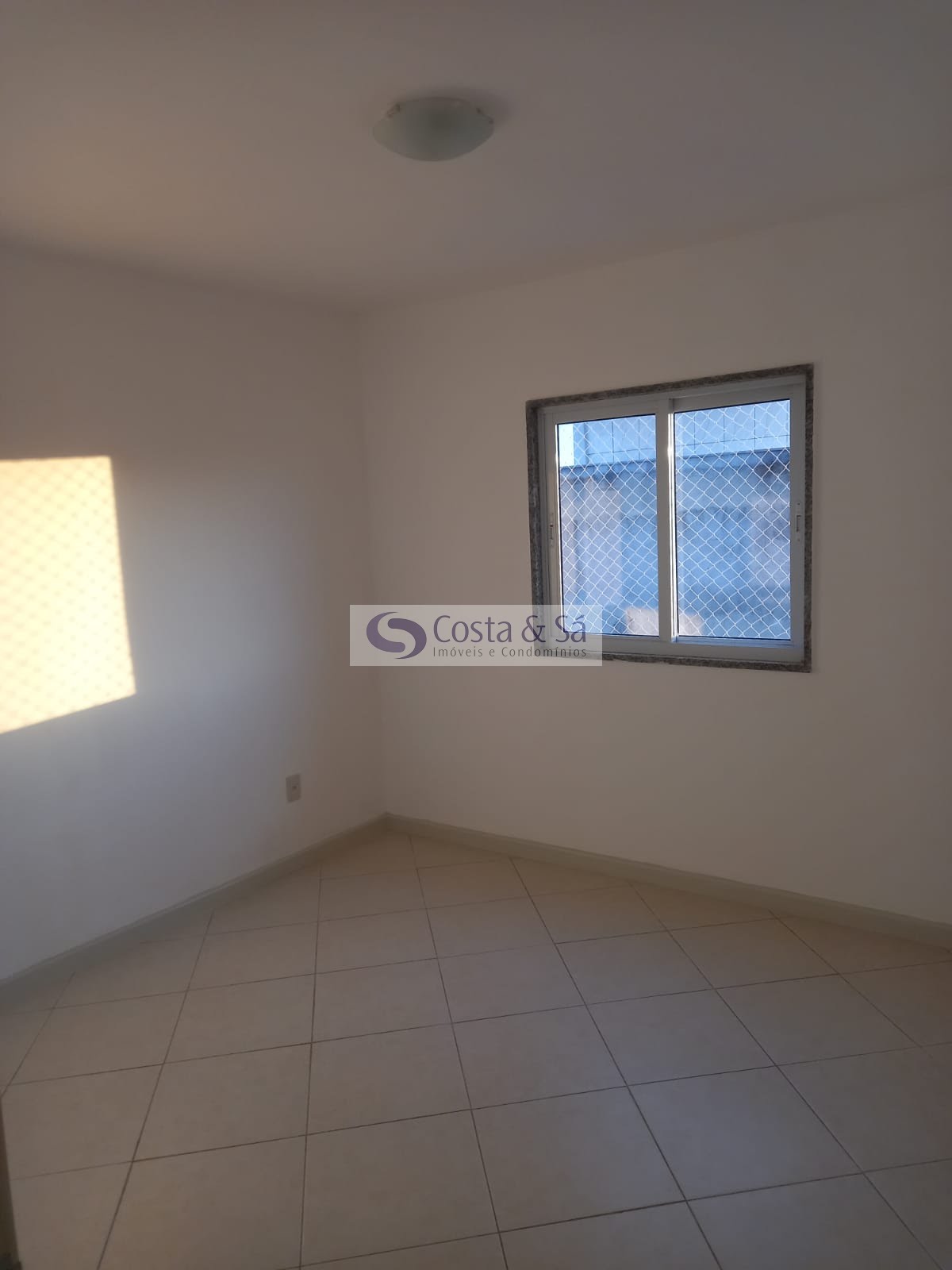 Apartamento à venda com 2 quartos, 1 banheiro e 1 vaga no Recreio, Rio das Ostras (RJ) — foto 13 de 14