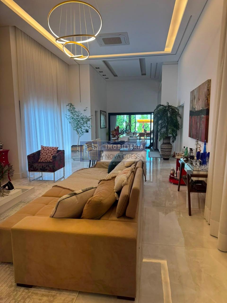 Casa à venda com 4 suítes, 2 vagas e 341m² no Residencial Jardins da Cidade, Nova Odessa (SP) — foto 8 de 30