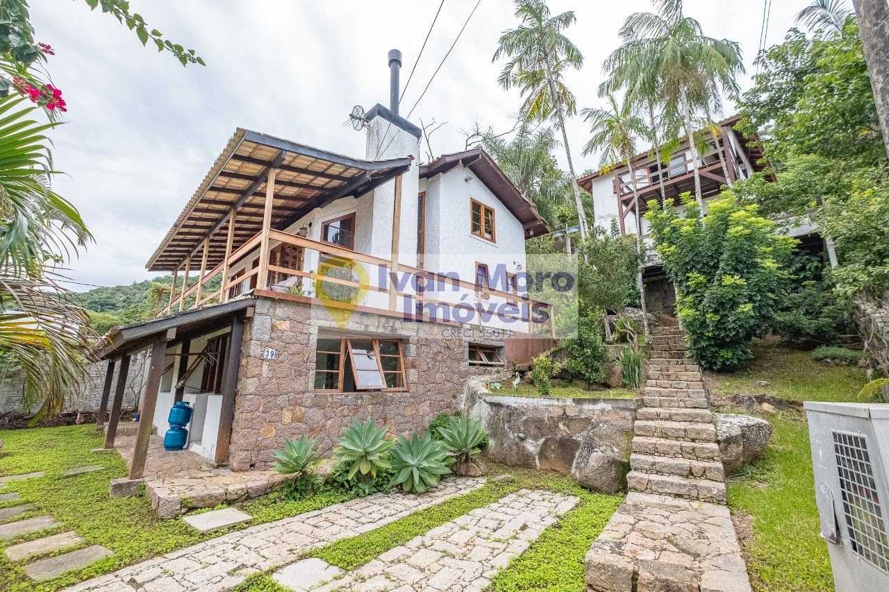 Casa à venda com 5 quartos, 2 suítes, 4 vagas e 465m² no Cachoeira do Bom Jesus, Florianópolis (SC) — foto 2 de 30
