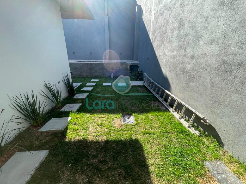 Casa à venda com 3 quartos, 1 suíte e 210m² no Lagoa, Macaé (RJ) — foto 9 de 23