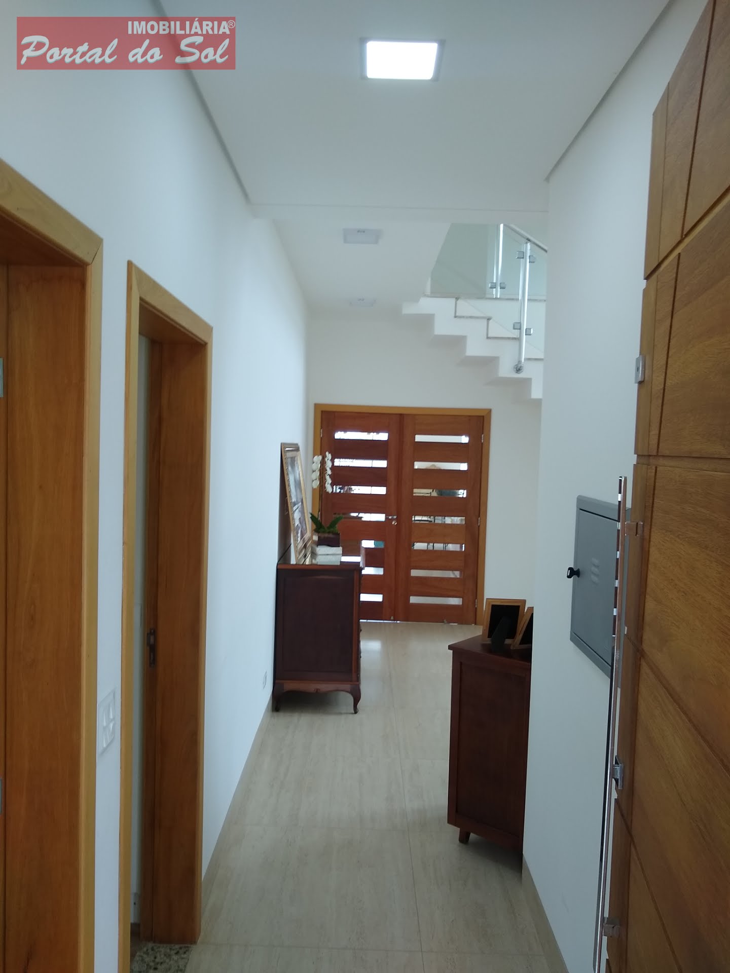 Casa à venda com 6 quartos, 4 suítes, 4 vagas e 377m² no Jardim Egéa, Santo Antônio da Platina (PR) — foto 4 de 9