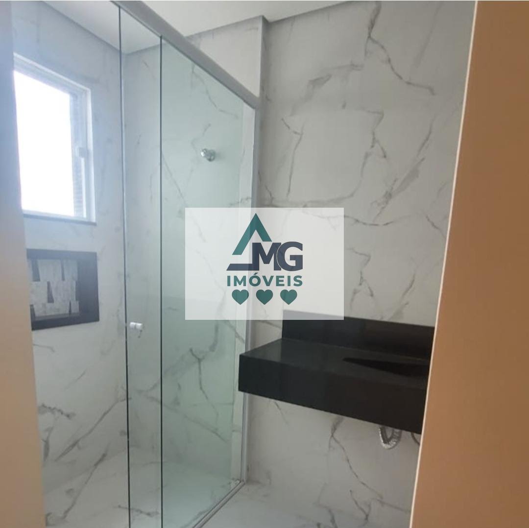 Cobertura à venda com 4 quartos, 2 suítes e 2 vagas no Centro, Três Corações (MG) — foto 3 de 10