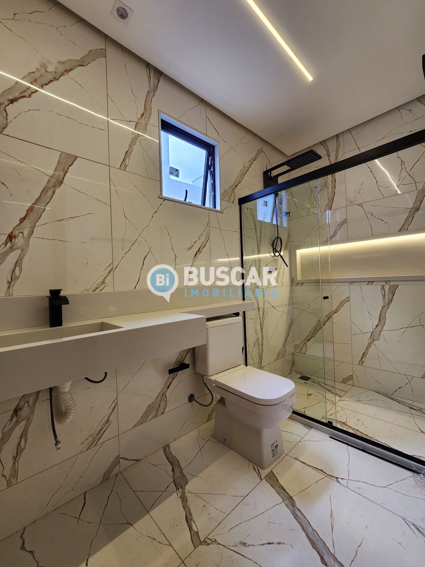 Casa à venda com 4 quartos, 4 suítes, 4 vagas e 307m² no Sim, Feira de Santana (BA) — foto 6 de 21