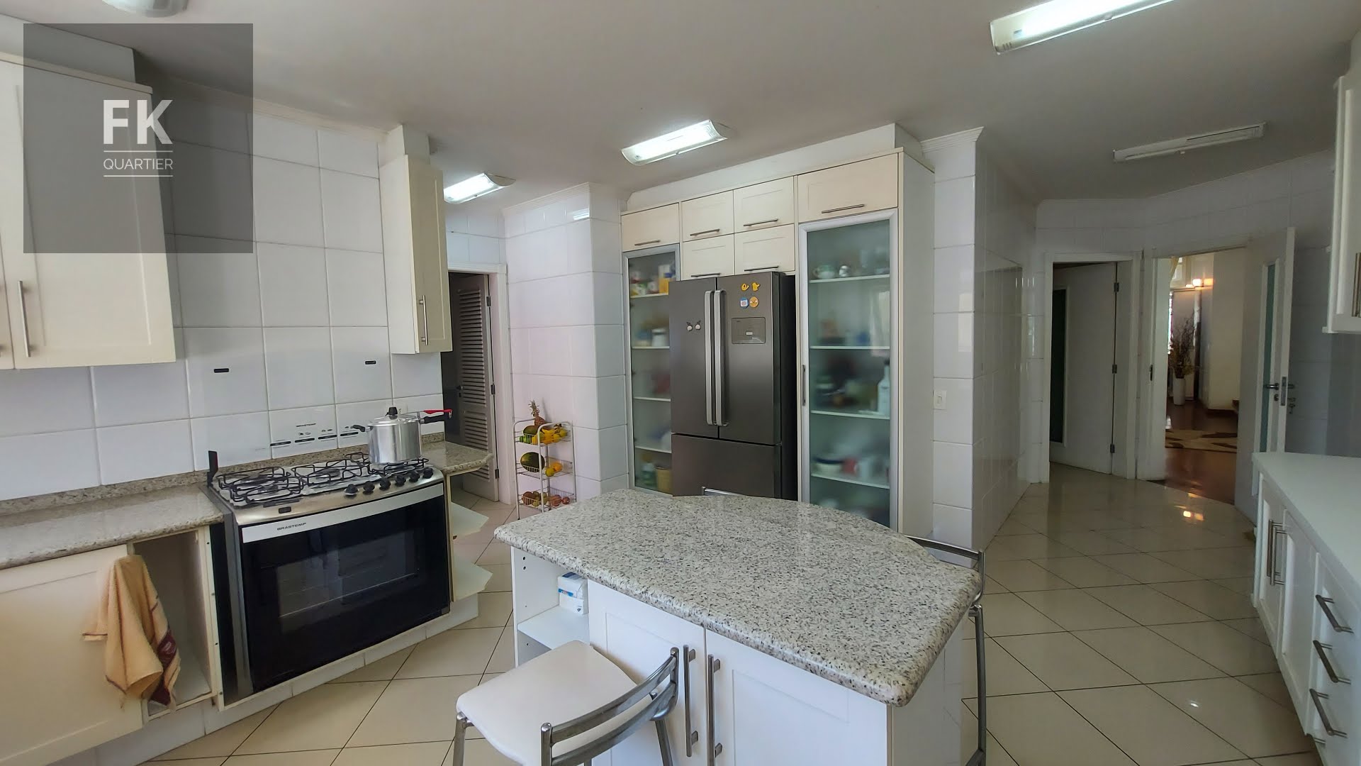 Casa à venda com 5 quartos, 5 suítes, 7 vagas e 763m² no Alphaville Residencial Dois, Barueri (SP) — foto 24 de 30
