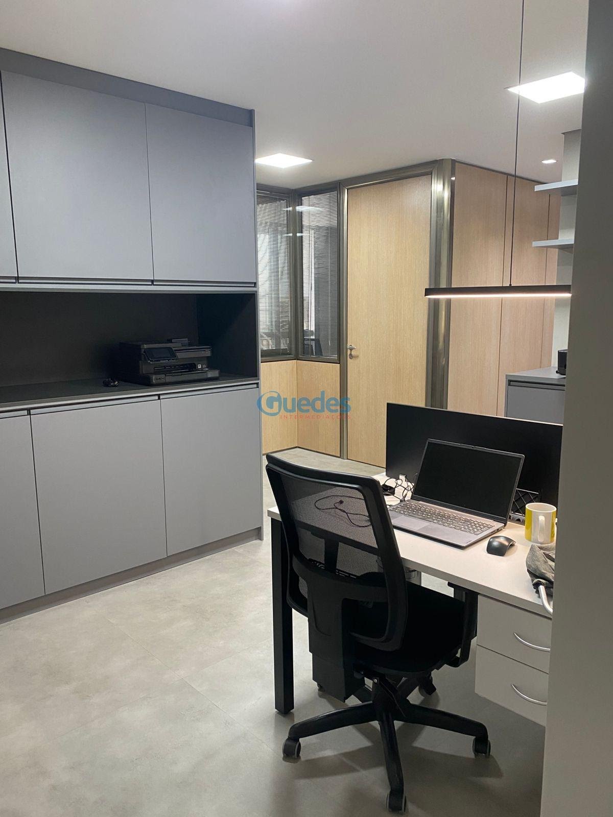 Comercial à venda com 2 vagas e 134m² no Vila Sao Francisco (zona Sul), São Francisco — foto principal