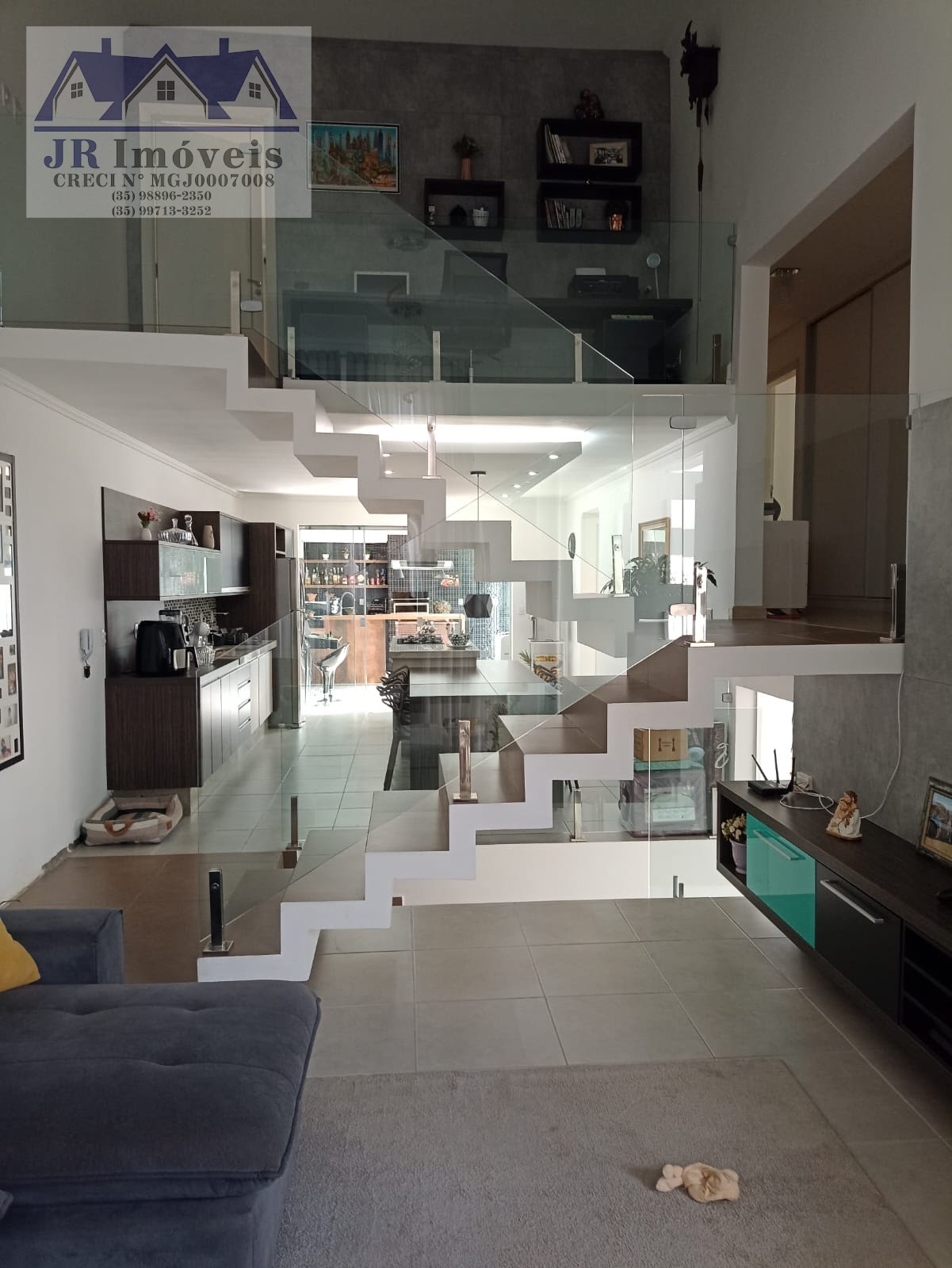 Casa à venda com 3 suítes, 3 vagas e 220m² no Santa Terezinha, Itajubá (MG) — foto 2 de 29