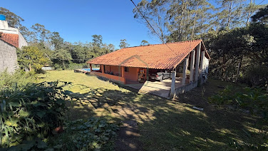 Casa em Taiaçupeba  -  Mogi das Cruzes