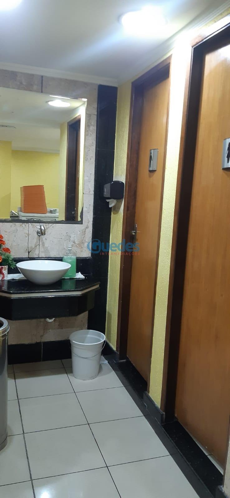 Comercial à venda com 2 banheiros e 250m² no Cidade Monções, São Paulo (SP) — foto 8 de 17