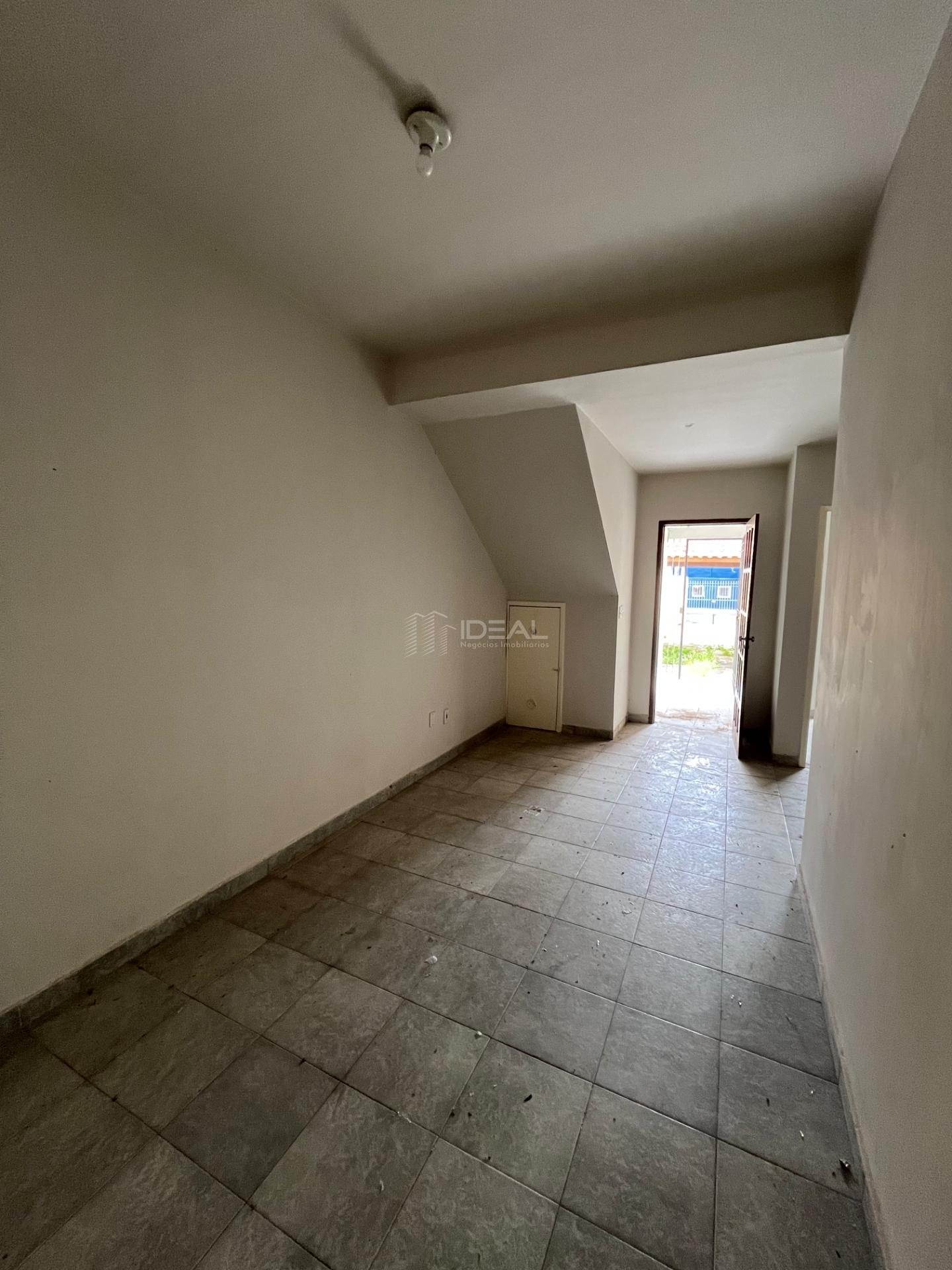 Casa à venda com 4 quartos, 2 banheiros, 3 vagas e 175m² no Parque Tarcisio Miranda, Campos dos Goytacazes (RJ) — foto 10 de 23