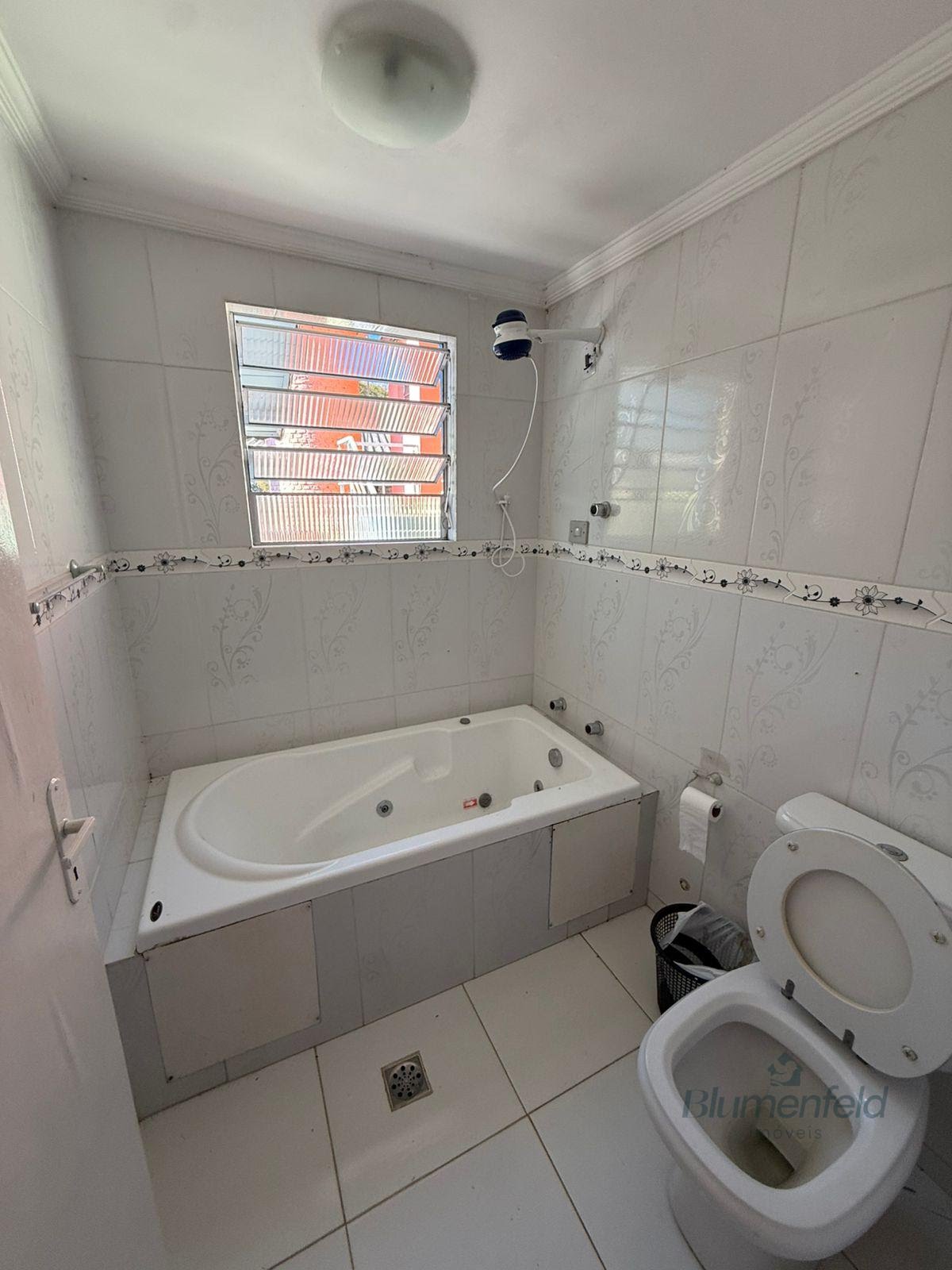 Casa à venda com 3 quartos, 1 suíte, 3 vagas e 305m² no Arujá Country Club, Arujá (SP) — foto 18 de 25