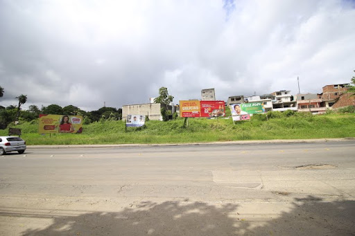 terreno para venda em Camaragibe na avenida principal
