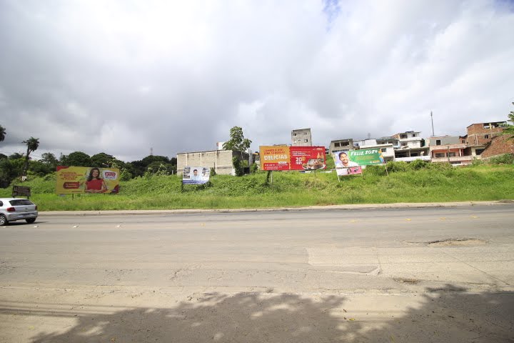 terreno para venda em Camaragibe na avenida principal
