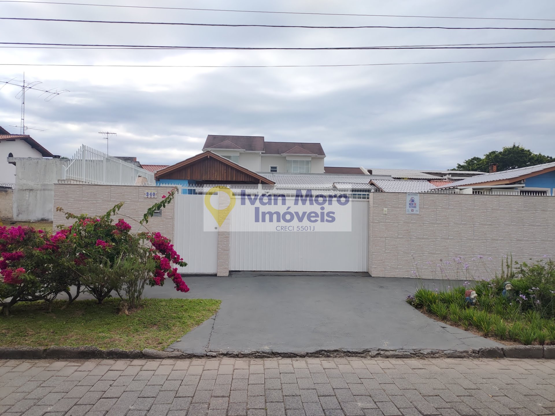 Casa para alugar com 2 quartos, 2 suítes, 3 vagas e 110m² no Daniela, Florianópolis (SC) — foto 2 de 30