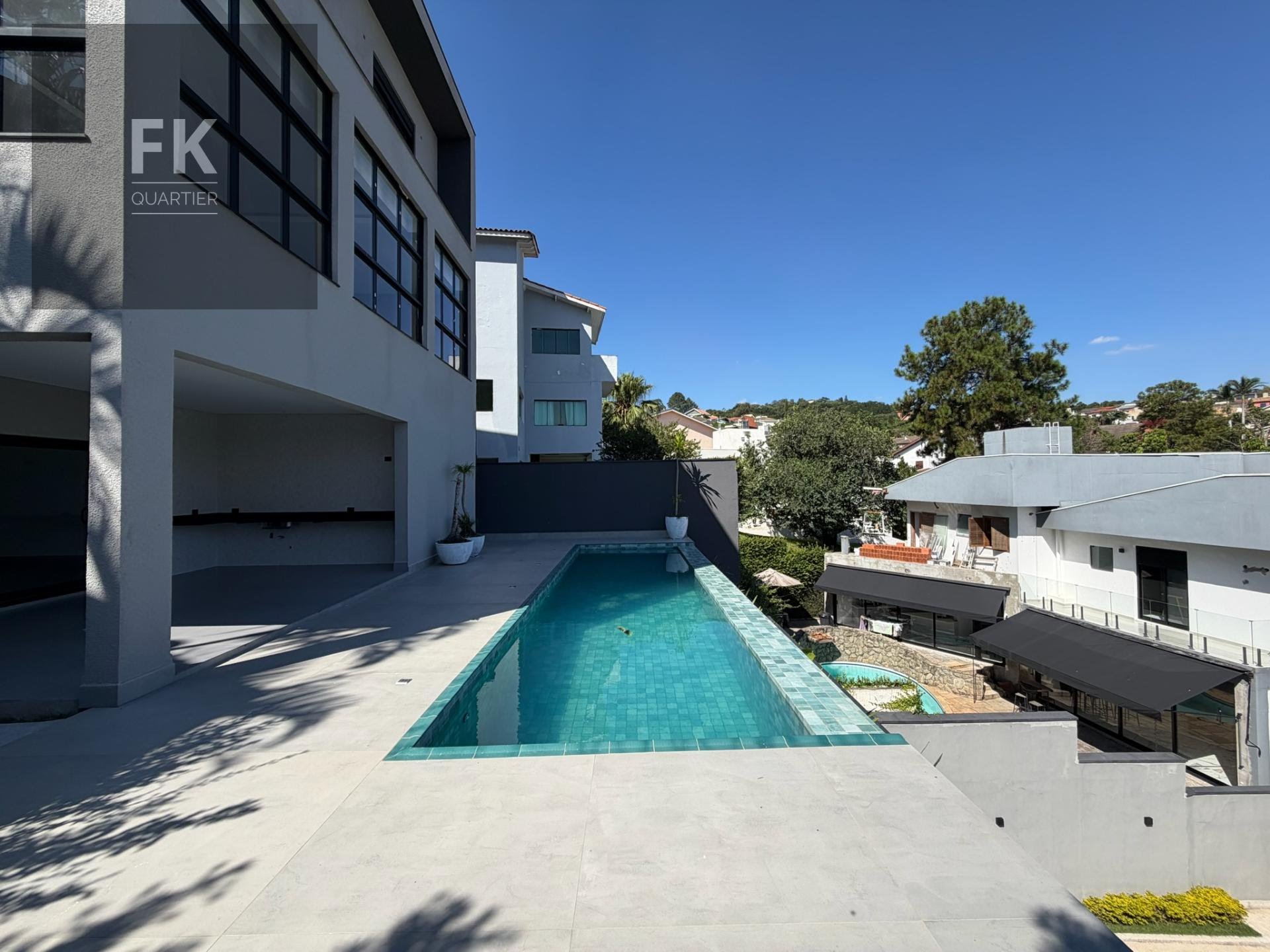 Casa à venda com 4 quartos, 4 suítes, 4 vagas e 408m² no Alphaville, Santana de Parnaíba (SP) — foto 17 de 30