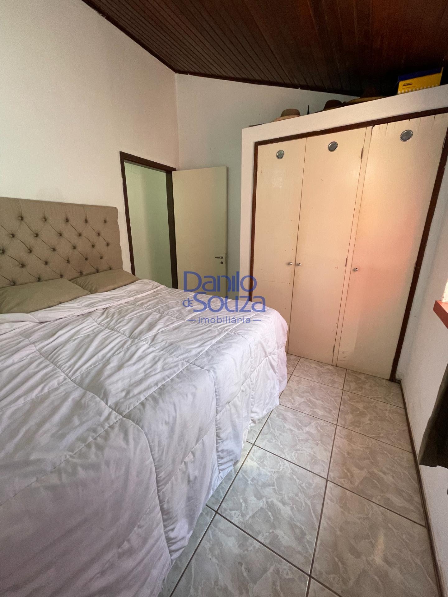 Casa à venda com 3 quartos, 1 banheiro, 2 vagas e 192m² no Vila Lamartine (área II ), Araxá (MG) — foto 10 de 22