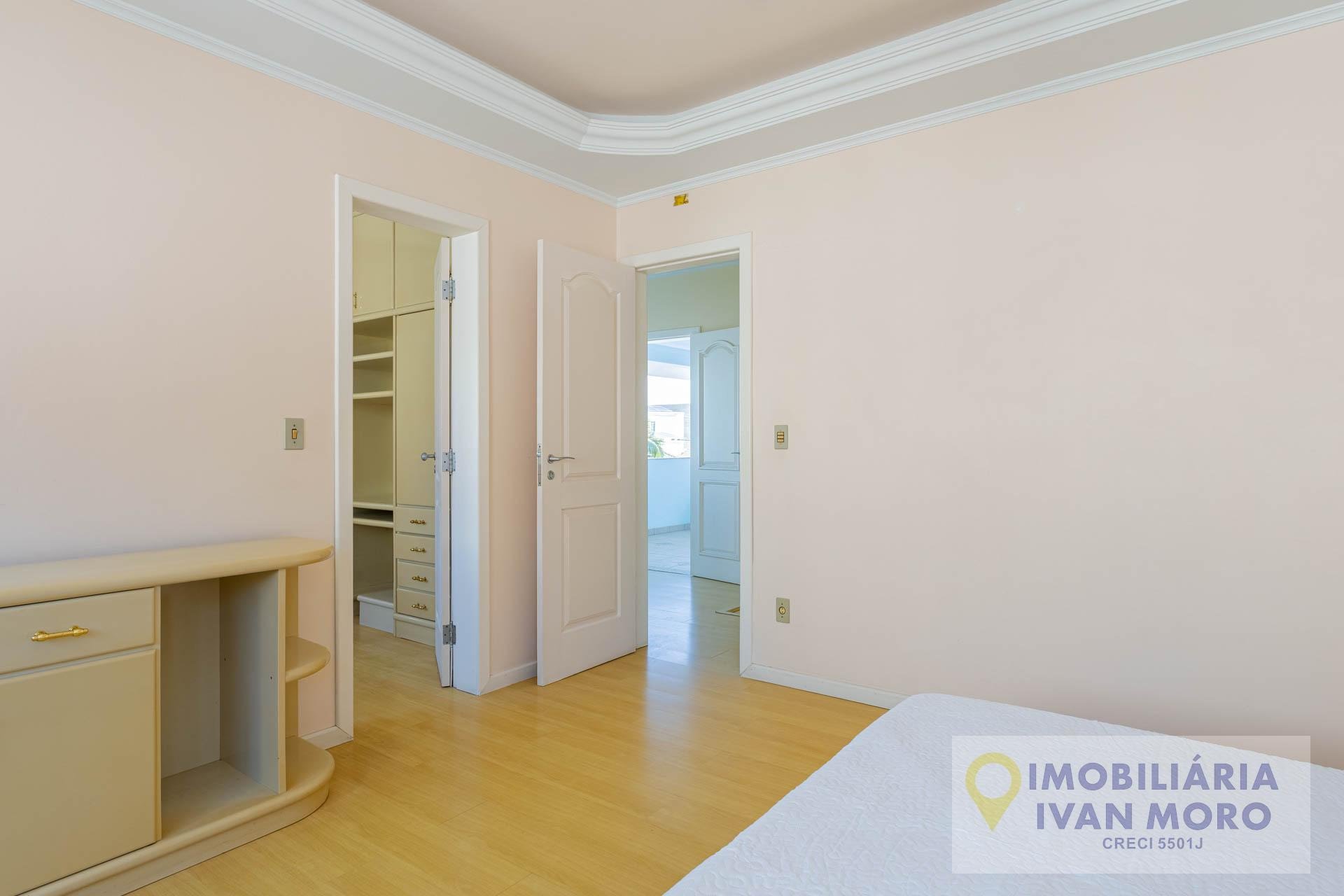 Casa à venda com 5 quartos, 2 suítes, 5 vagas e 284m² no João Paulo, Florianópolis (SC) — foto 27 de 30