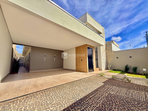 Casa em Loteamento Copacabana  -  Catalão