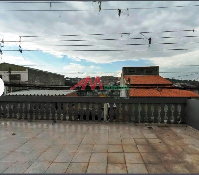 Casa à venda com 4 quartos, 3 banheiros, 3 vagas e 198m² no Nova Petrópolis, São Bernardo do Campo (SP) — foto 23 de 28