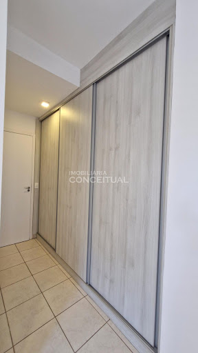 Quarto 1 - Armário