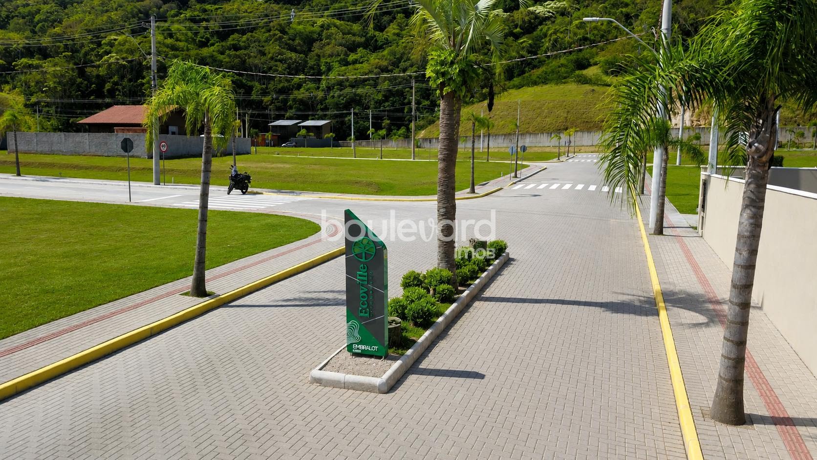 Terreno à venda com 301m² de terreno no Alto São Bento, Itapema (SC) — foto 3 de 7