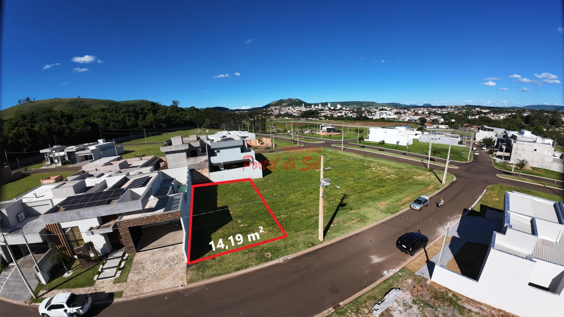 Terreno à venda com 340m² de terreno no Condomínio Maria Thereza Rennó, Santo Antônio da Platina — foto principal