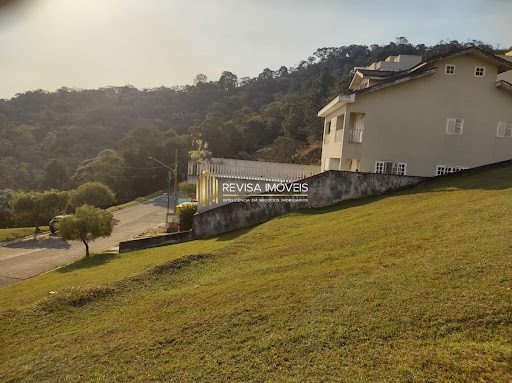 Lote em Condomínio Fechado no Valville I, 360m² à Venda