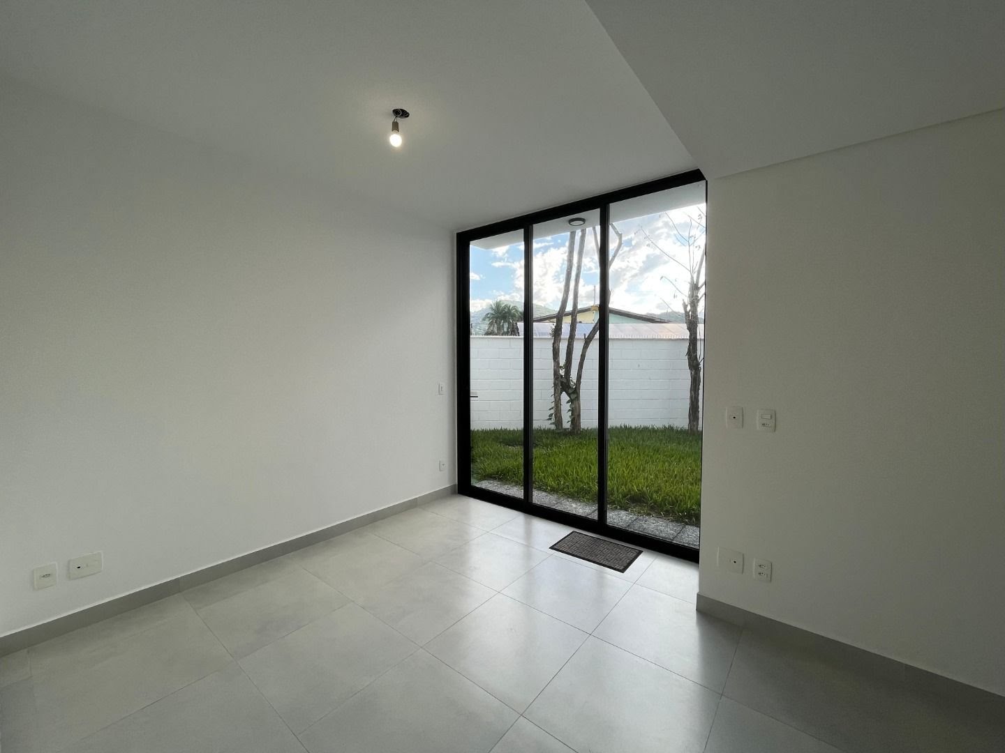 Casa à venda com 3 quartos, 3 banheiros, 2 vagas e 128m² no Itaguá, Ubatuba (SP) — foto 23 de 30