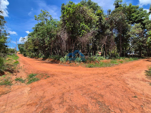 Lote / Terreno em Vivendas do Vale  -  Mateus Leme