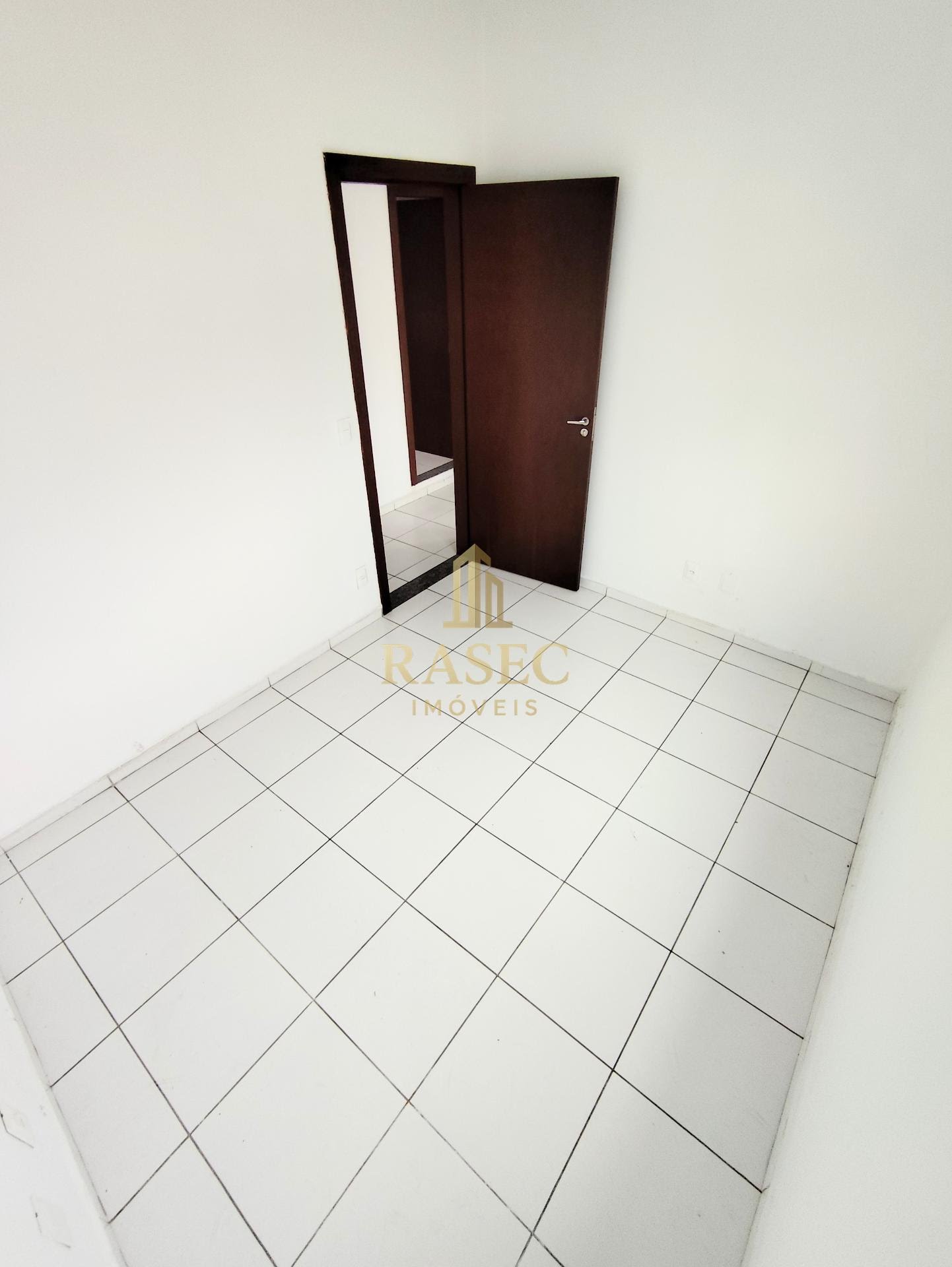 Apartamento para alugar com 2 quartos, 1 suíte e 1 vaga no Guarani, Brusque (SC) — foto 9 de 13
