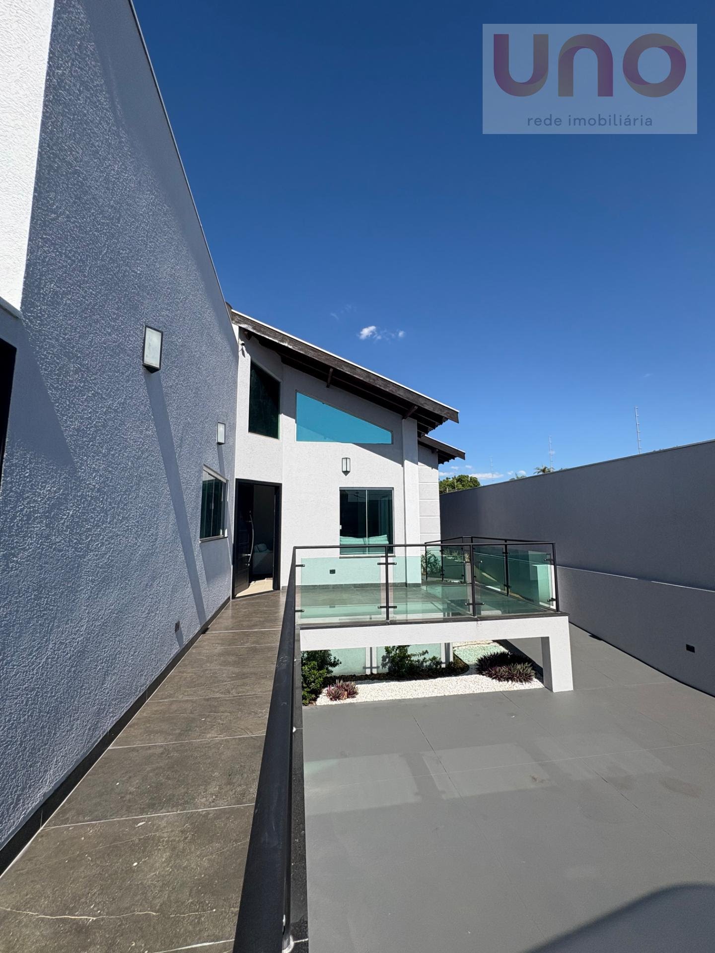 Casa à venda com 3 quartos, 1 suíte, 4 vagas e 155m² no Vila Ipiranga, Campo Grande (MS) — foto 4 de 30