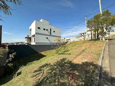 Terreno de Condomínio em Condomínio Villa Real  -  Bragança Paulista