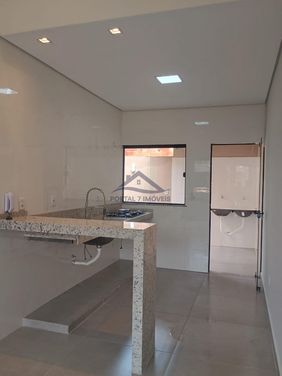 Casa à venda com 2 quartos, 1 suíte, 2 vagas e 56m² no Vitoria da Uniao, Sete Lagoas (MG) — foto 3 de 14