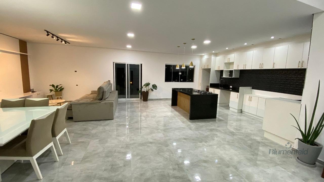 Casa à venda com 3 quartos, 3 suítes e 2200m² no Arujá Hills III, Arujá (SP) — foto 21 de 30