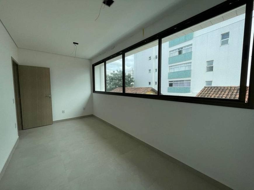 Apartamento à venda com 3 quartos, 1 suíte, 2 vagas e 63m² no Itapoã, Belo Horizonte (MG) — foto 4 de 29